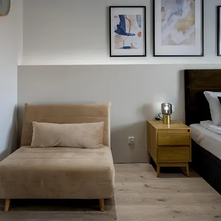 Apartment Rentplanet - Atal Square *