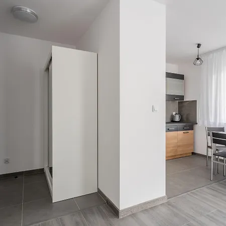 Rentplanet - Atal Square * Wroclaw