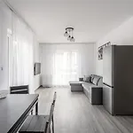 Rentplanet - Atal Square Apartman *