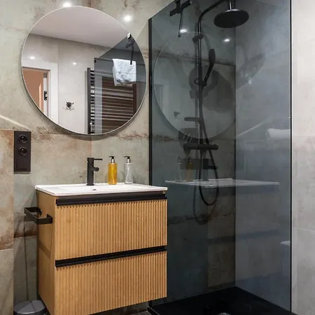 Rentplanet - Atal Square Wroclaw