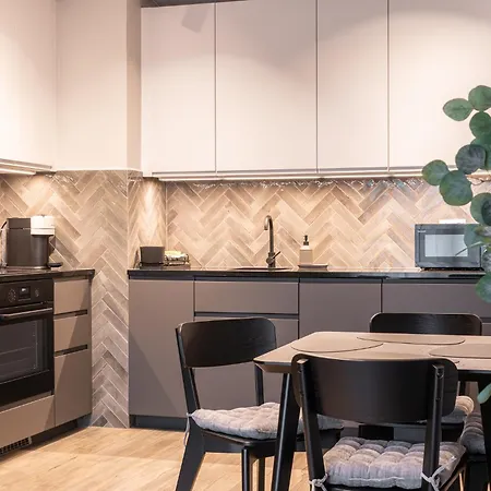 Rentplanet - Atal Square *