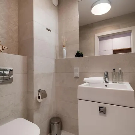 Rentplanet - Atal Square * Wroclaw