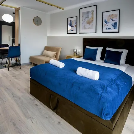 Rentplanet - Atal Square * Wroclaw