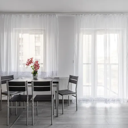 Апартаменти Rentplanet - Atal Square Вроцлав